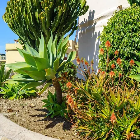Riviera Charm: 2br Retreat With Terrace Pool Apartment Mijas