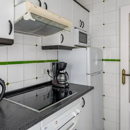 Apartment Riviera Charm: 2br Retreat With Terrace Pool Mijas